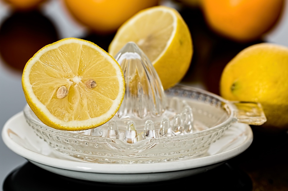 すし酢の代用オススメパターンその ②レモン汁・ハチミツ・塩